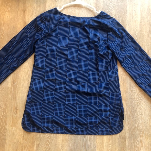 Cute Patterned Work Top - Picture 2 of 4